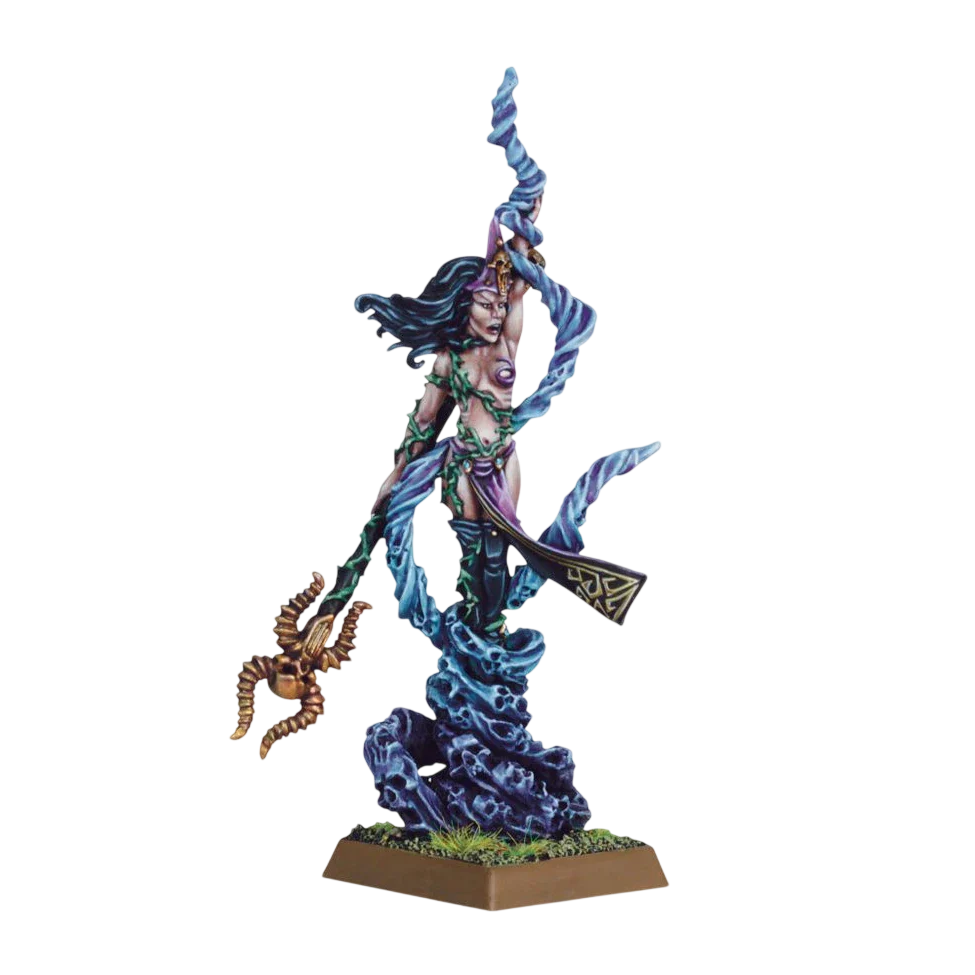 Dark Elf Supreme Sorceress (Unpainted) (Assembled)