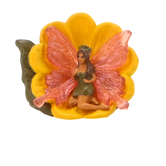 D&D Icons of the Realms: Pixie Exclusive Miniature: Fall Edition (Unpainted)