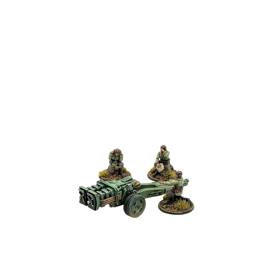 Towed ZP Gun (Soviet Army crew) (Custom Painted) (Assembled)